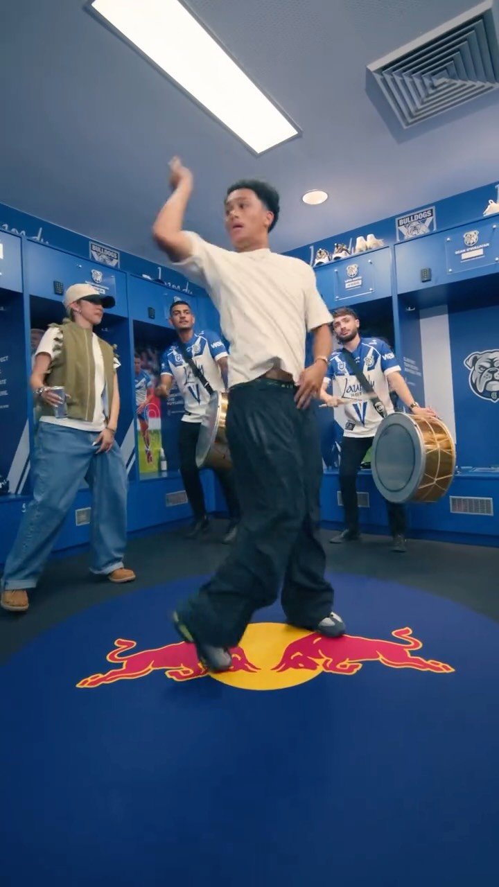 redbullau 게시물 이미지: dancing to the beats of the drums 🥁

🥁...