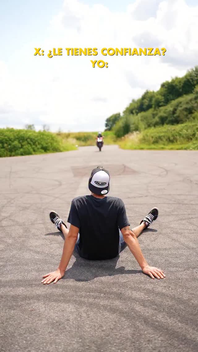 redbullcr 게시물 이미지: etiqueten a ese compa que es un real...