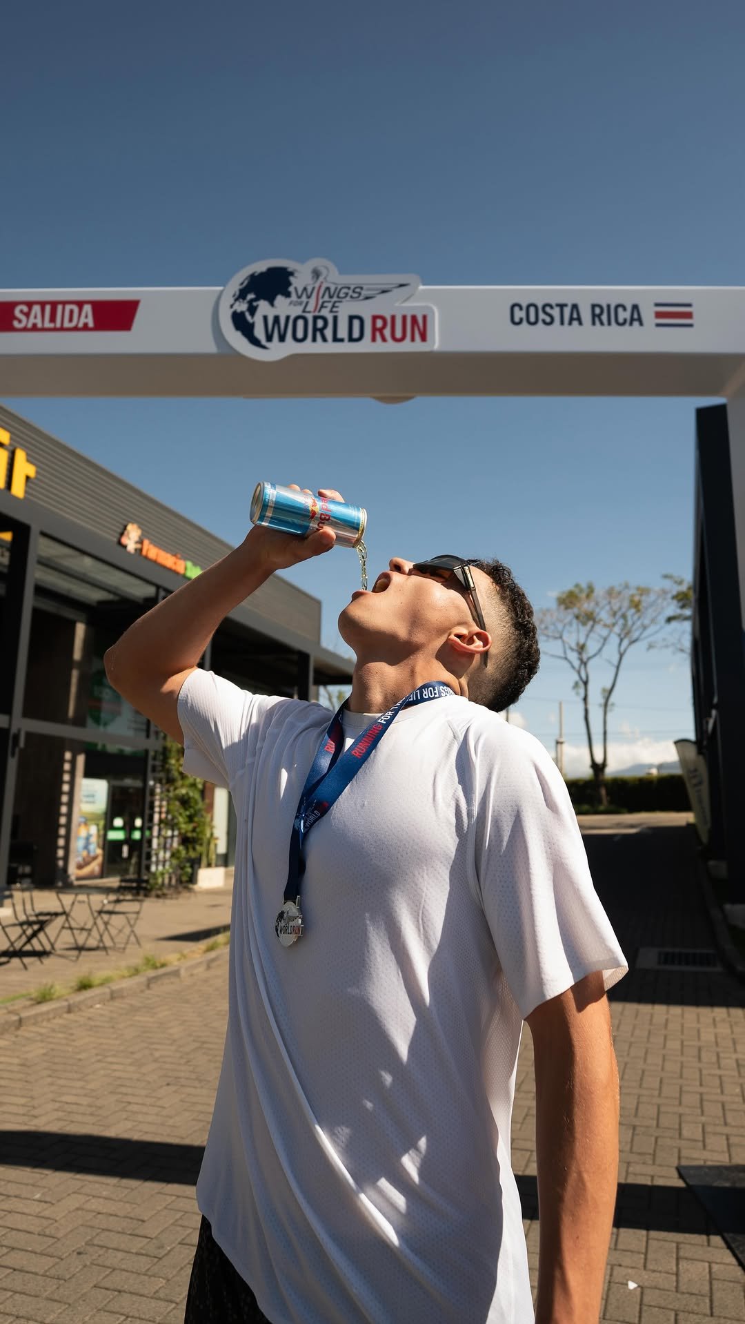 redbullcr 게시물 이미지: ¡IMPRESIONANTE! 🤯 así se vivieron los 40...