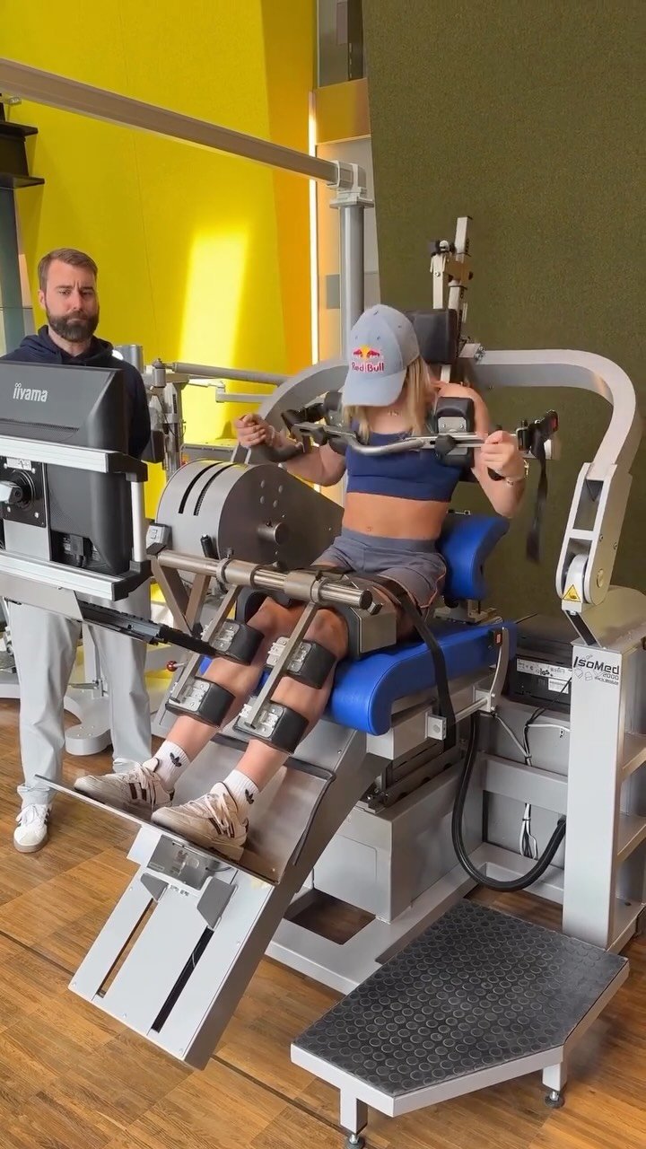 redbullkr 게시물 이미지: 맞힌 사람 손🖐️

@noa_diorgina 

#레드불 #장애물달리기 #날개를펼쳐줘요