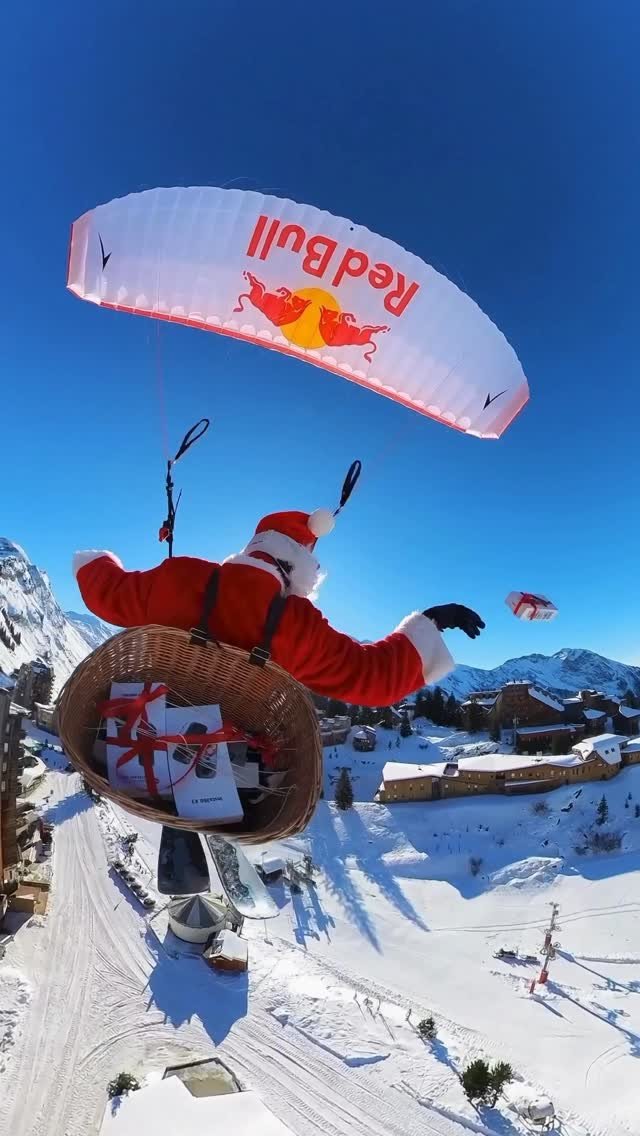 redbullkr 게시물 이미지: 최신 산타 할아버지 근황🎅🏻

#레드불 #크리스마스 #날개를펼쳐줘요