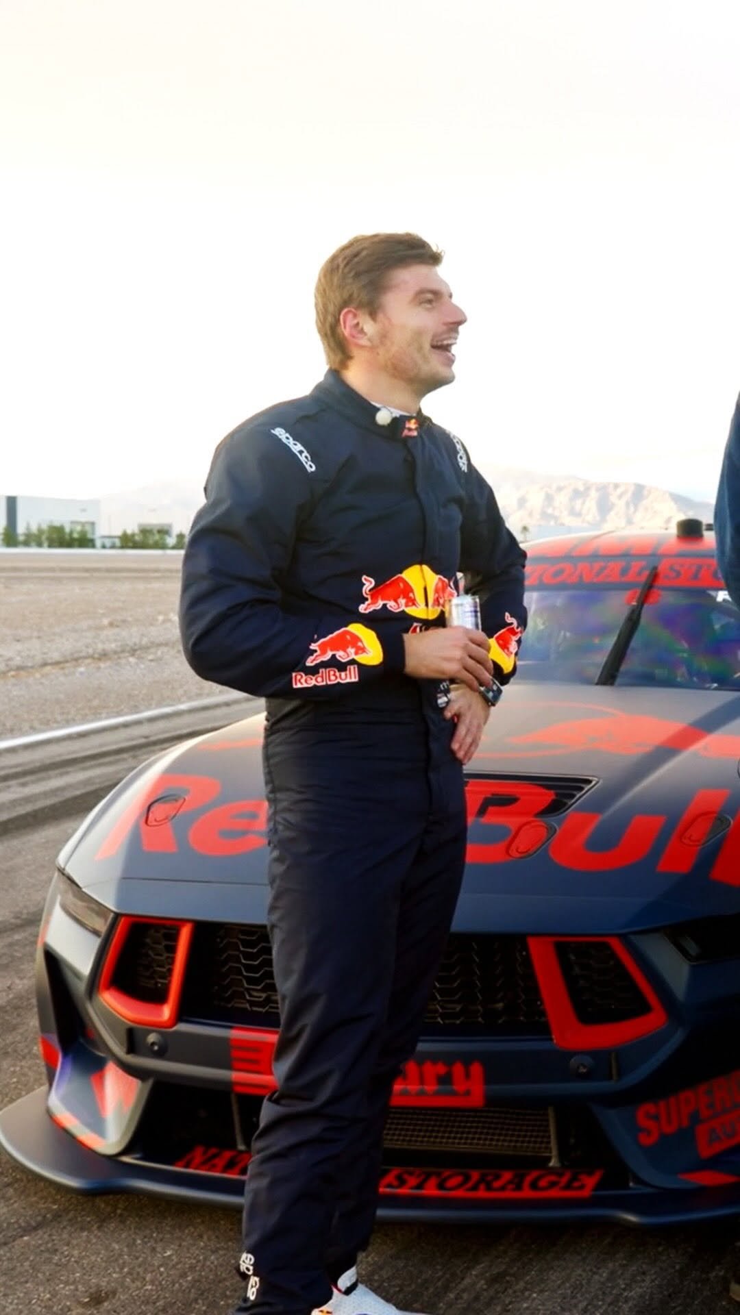 redbullkr 게시물 이미지: 굿 파트너 굿 파트너 👍🏻

#레드불 #레이싱 #날개를펼쳐줘요