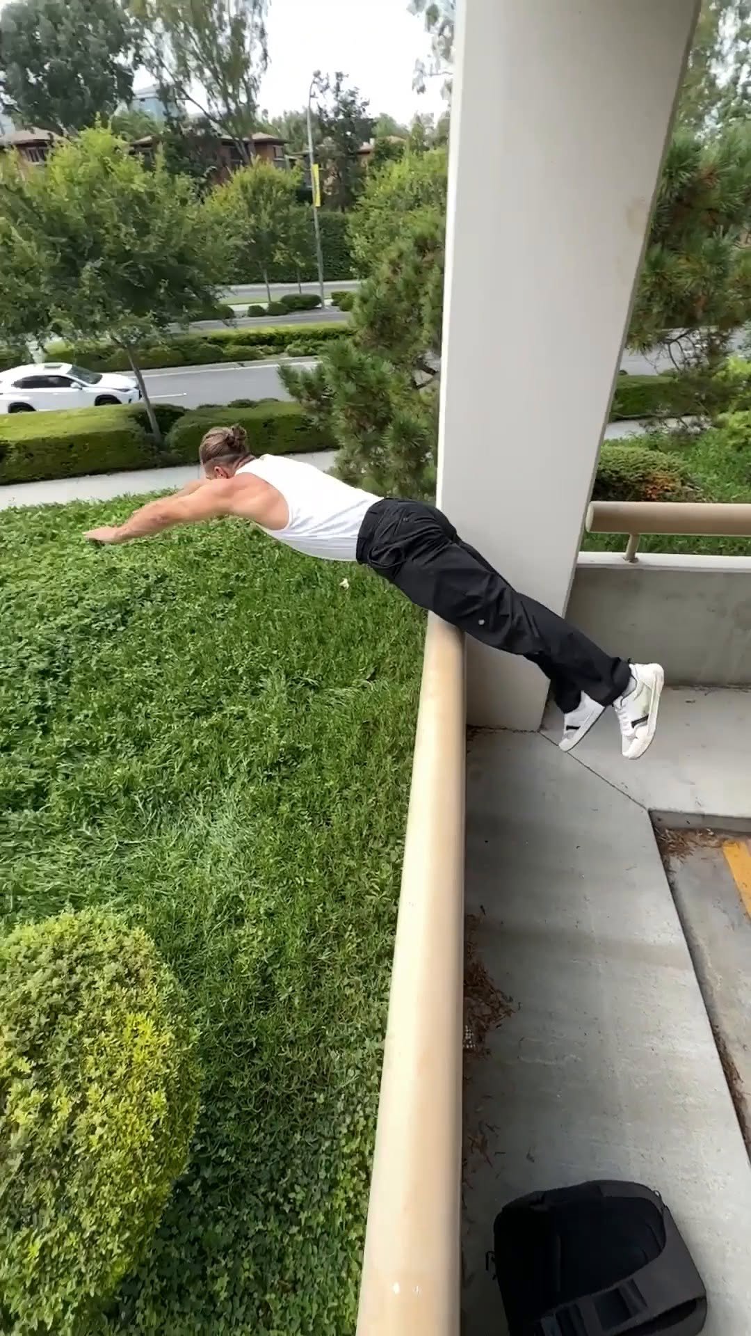 redbullsg 게시물 이미지: can we get a "tomato! tomato!" chant in the...