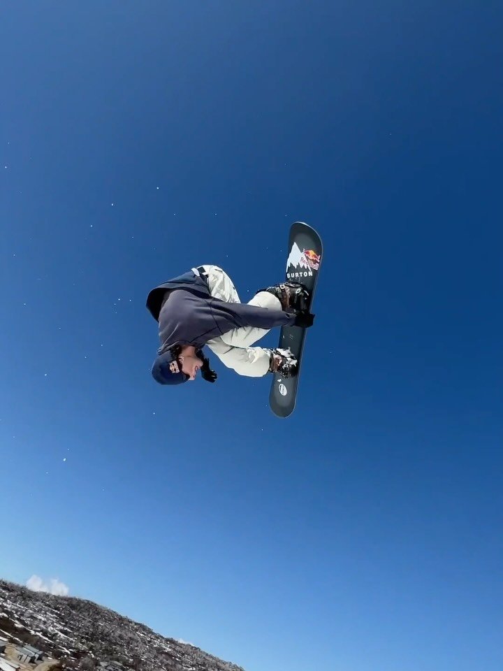 redbullsnow 게시물 이미지: oOZing w/ @lukewinkelmann 💧🇦🇺

📍: Perisher |...
