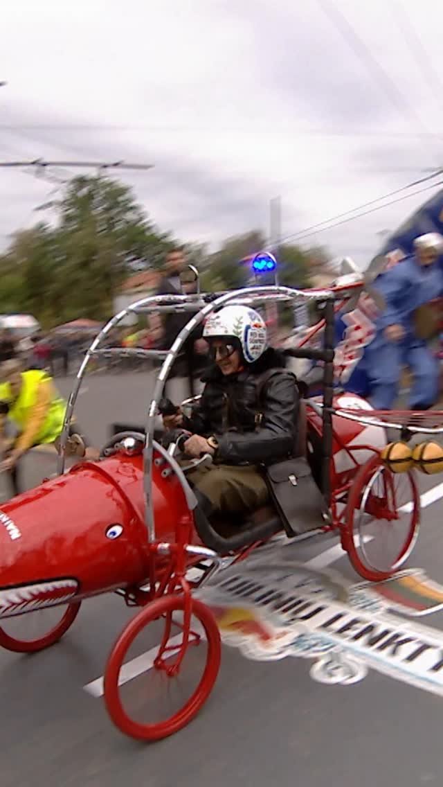 redbullsoapbox 게시물 이미지: built to soar, destined to slide 😏

#redbull...