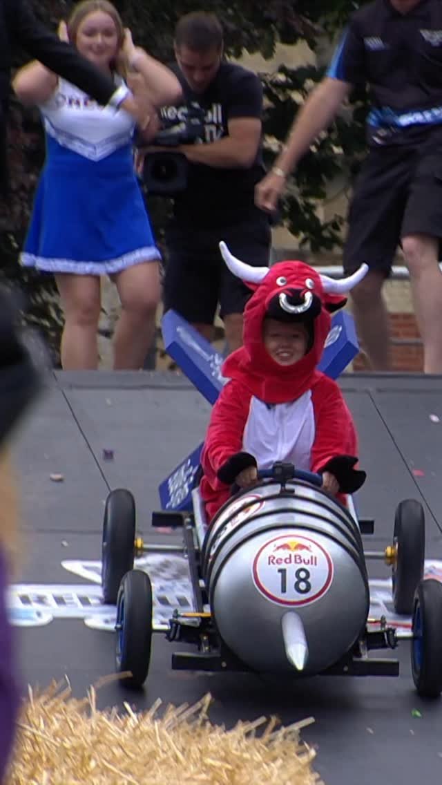 redbullsoapbox 게시물 이미지: darting straight to the finish line...