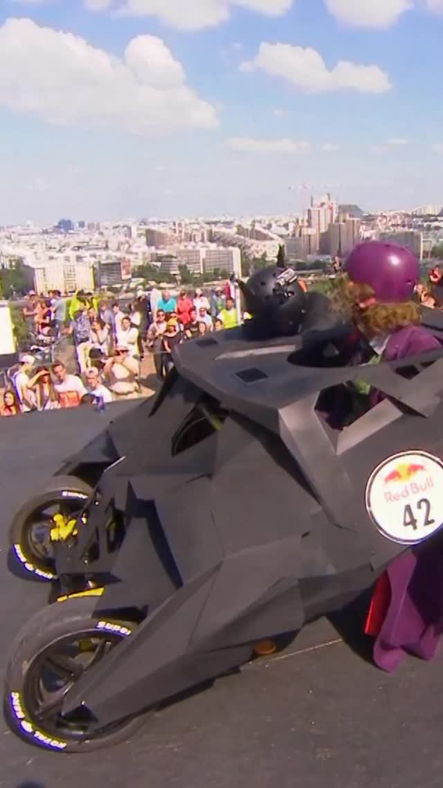 redbullsoapbox 게시물 이미지: the ultimate Gotham team-up 😏

#redbull...