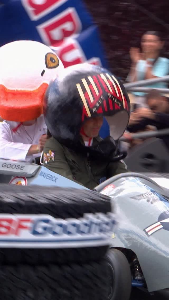 redbullsoapbox 게시물 이미지: flew too close 😟

#redbull #givesyouwiiings...