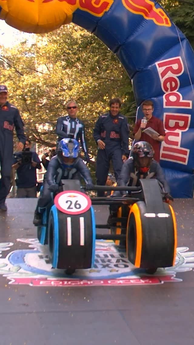 redbullsoapbox 게시물 이미지: the grid glitched hard 😳

#redbull...