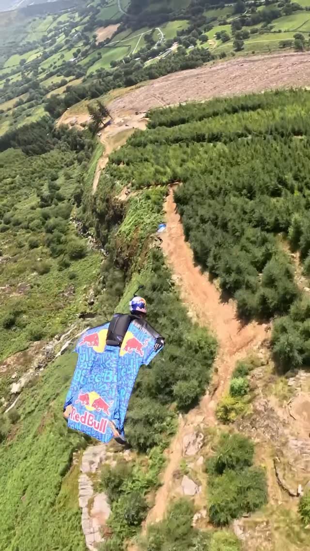 redbulluk 게시물 이미지: dropping in over the world’s toughest downhill...