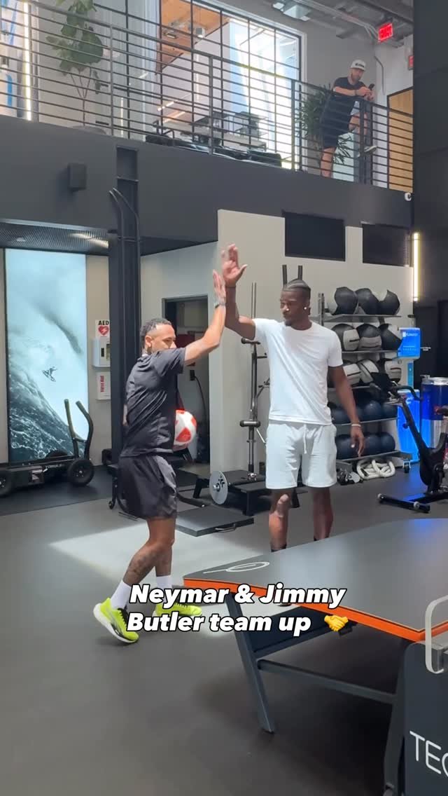 redbullusa 게시물 이미지: fav crossover episode 🤝