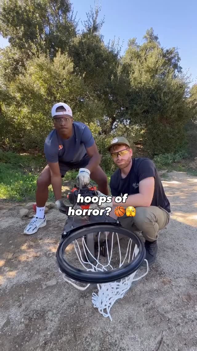 redbullusa 게시물 이미지: every hoop’s worst nightmare 🎯👻 @lethalshooter