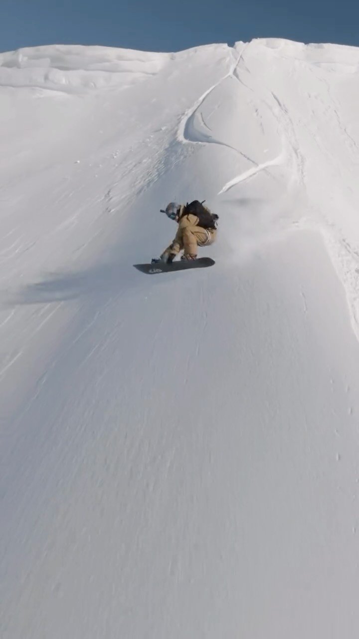 redbullusa 게시물 이미지: where the world ends, @travisrice begins...