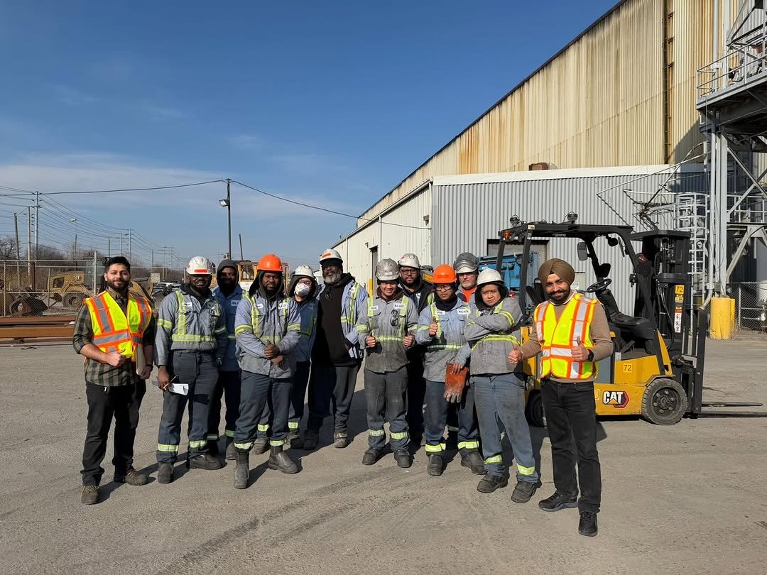 Photo by Regal Forklift in Mississauga, Ontario. May be an image of ‎standing, generator, forklift and ‎text that says '‎للا 黑 CAT‎'‎‎.
