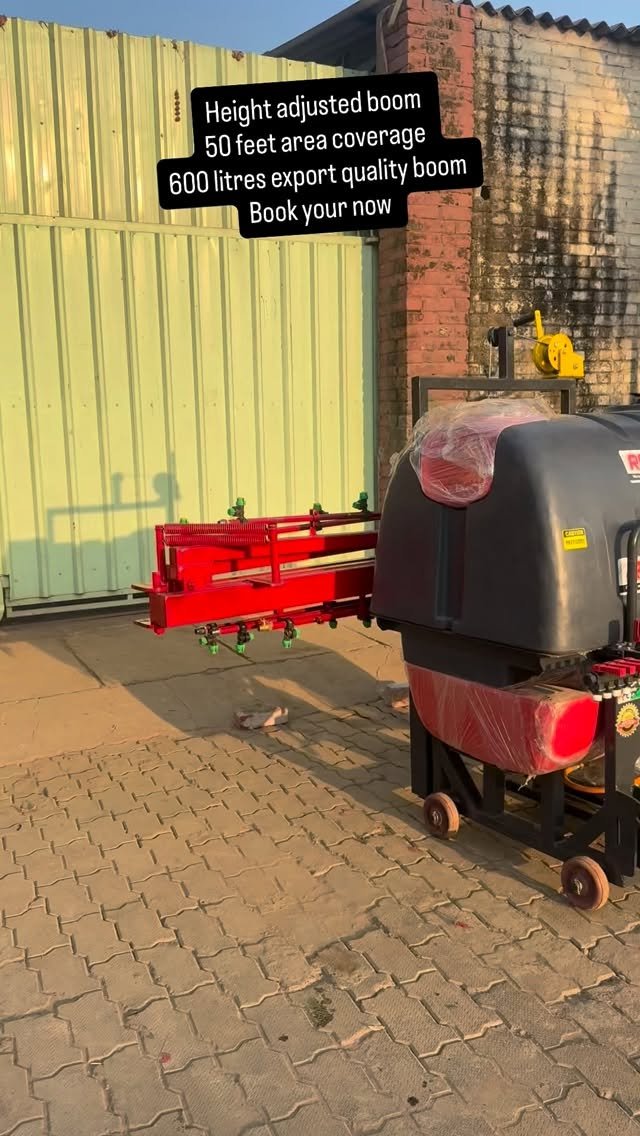 reloveagritech 게시물 이미지: Height adjusted boom 
50 feet area coverage...