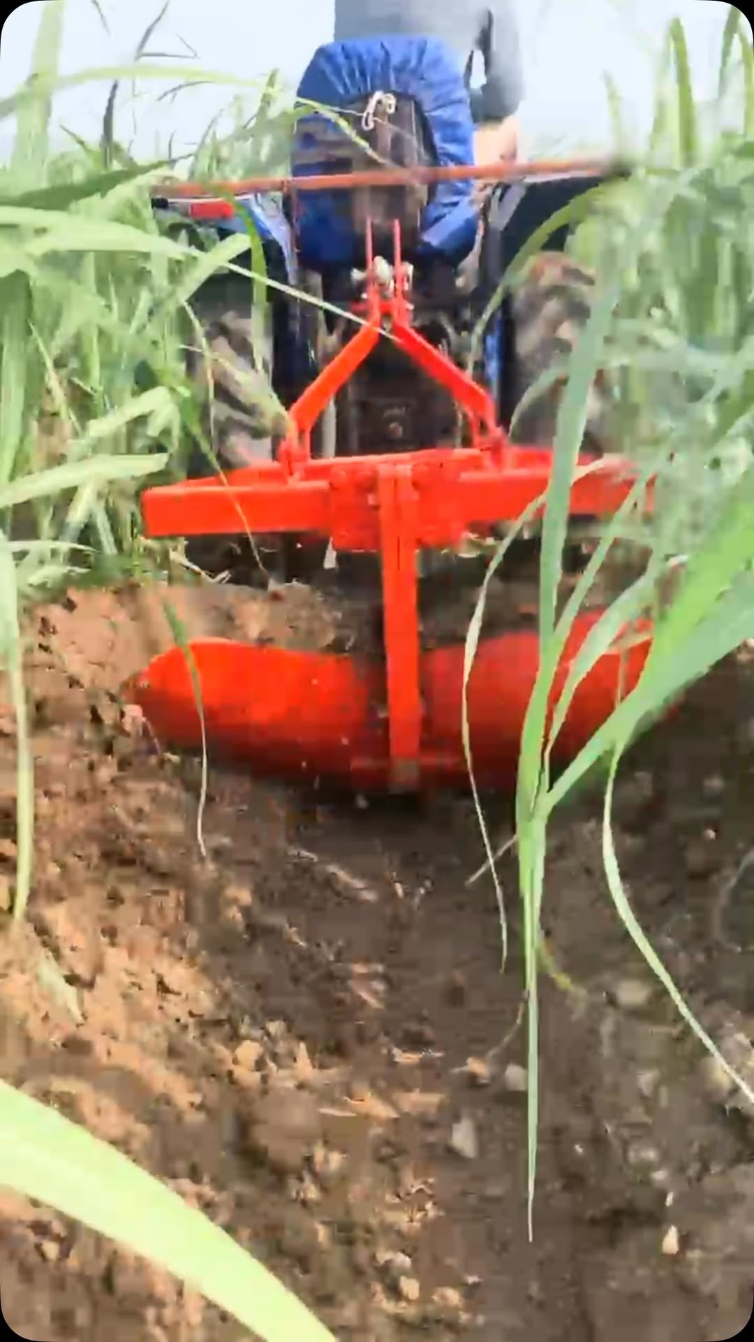 reloveagritech 게시물 이미지: गन्ने मैं मीठी चढ़ाने के लोये मजबूत  यंत्र 
BY...