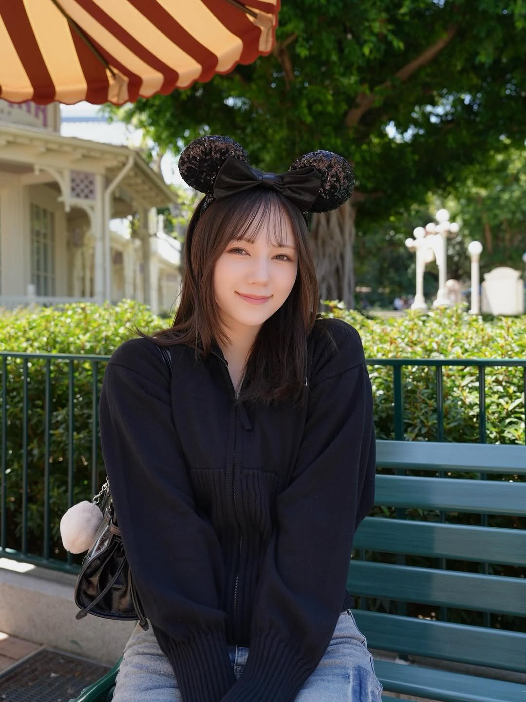 remu19971203 게시물 이미지: .
香港ディズニーランド🏰🇭🇰✨
幸せすぎた〜😭🤍

次はイーヨーにも会えますように💭