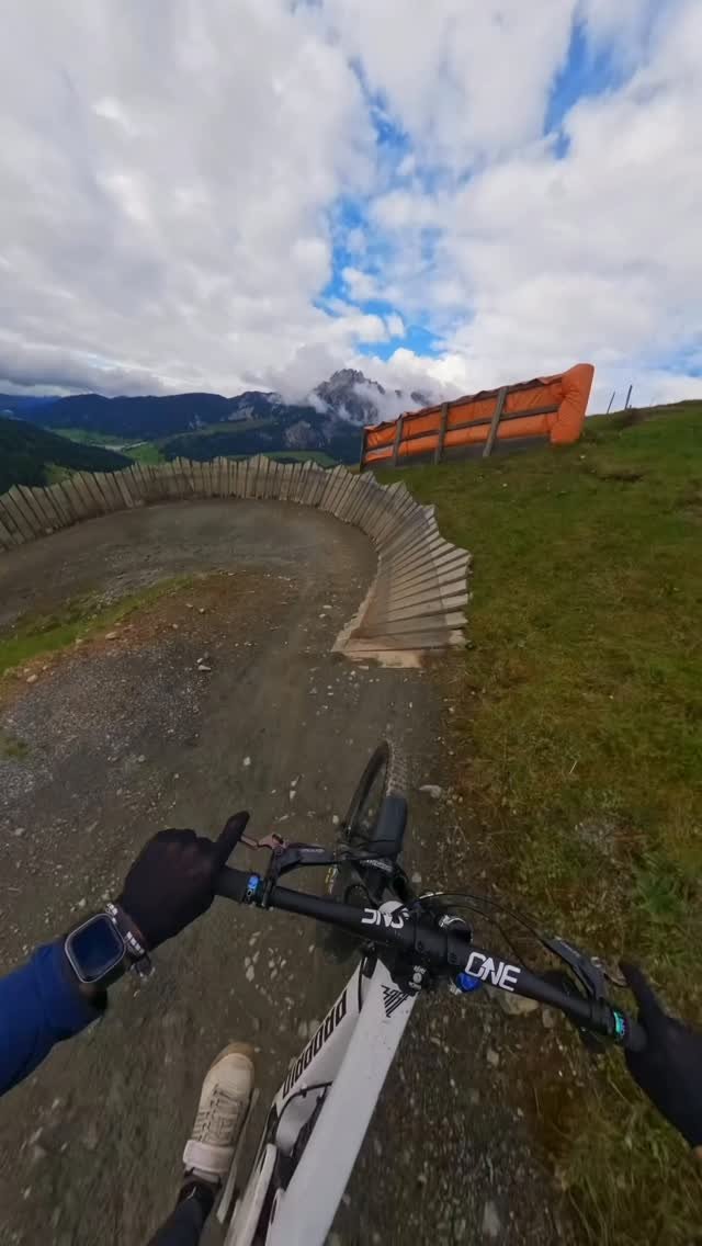 remymetailler 게시물 이미지: Leogang Bike Park: "How do you like your...