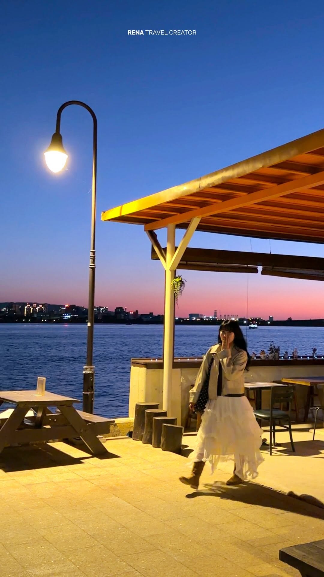 rena_enp 게시물 이미지: 타이페이가서 여기 안가셨다구요? 다시 가세요✨

여기가 대만판 라라랜드💜

해 질...