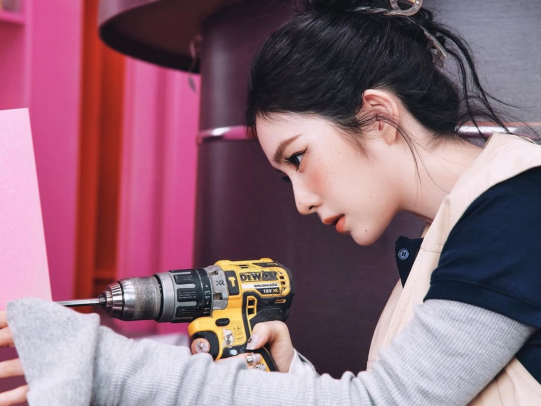 Photo by IRENE on March 23, 2026. May be an image of one or more people, makeup, hand drill, hair dryer, screwdriver, hammer and text.