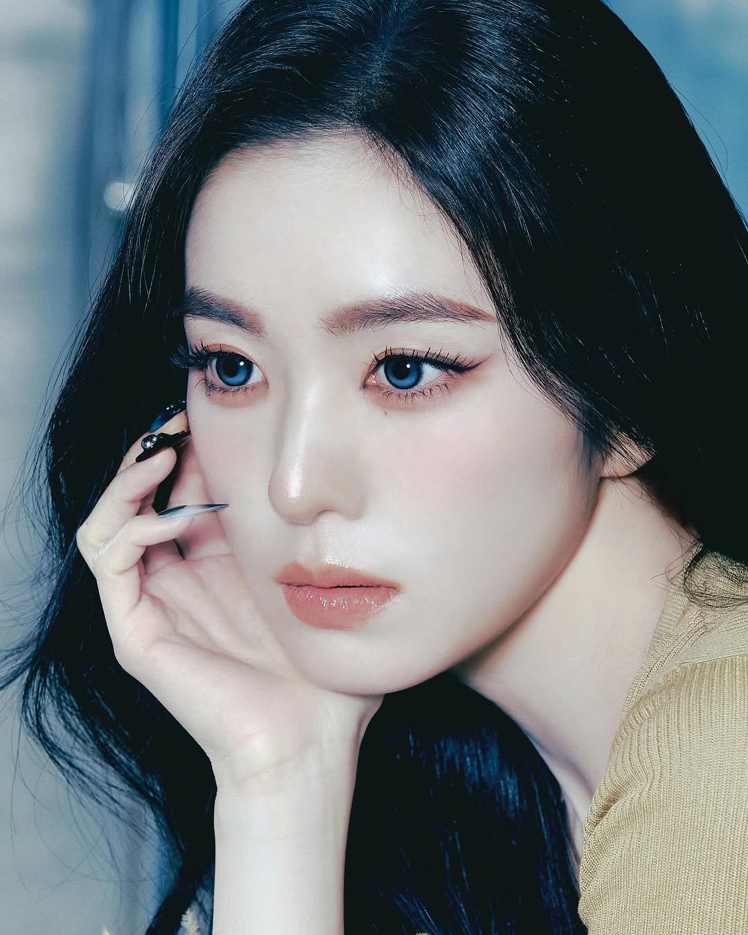 Photo by IRENE on March 26, 2026. May be a closeup of one or more people, hair, makeup and text.