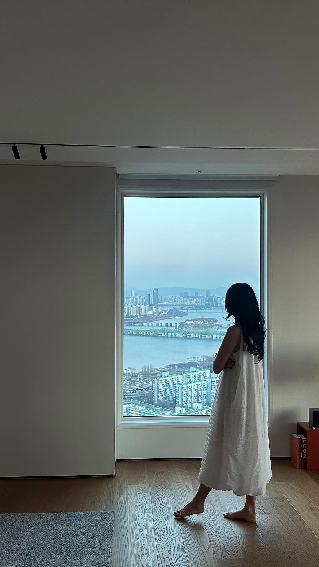 rerbcz 게시물 이미지: 이 공간에서 아내와
더 잘 살아야겠다는 생각을 합니다.

우리의 소중한 시간을
더...