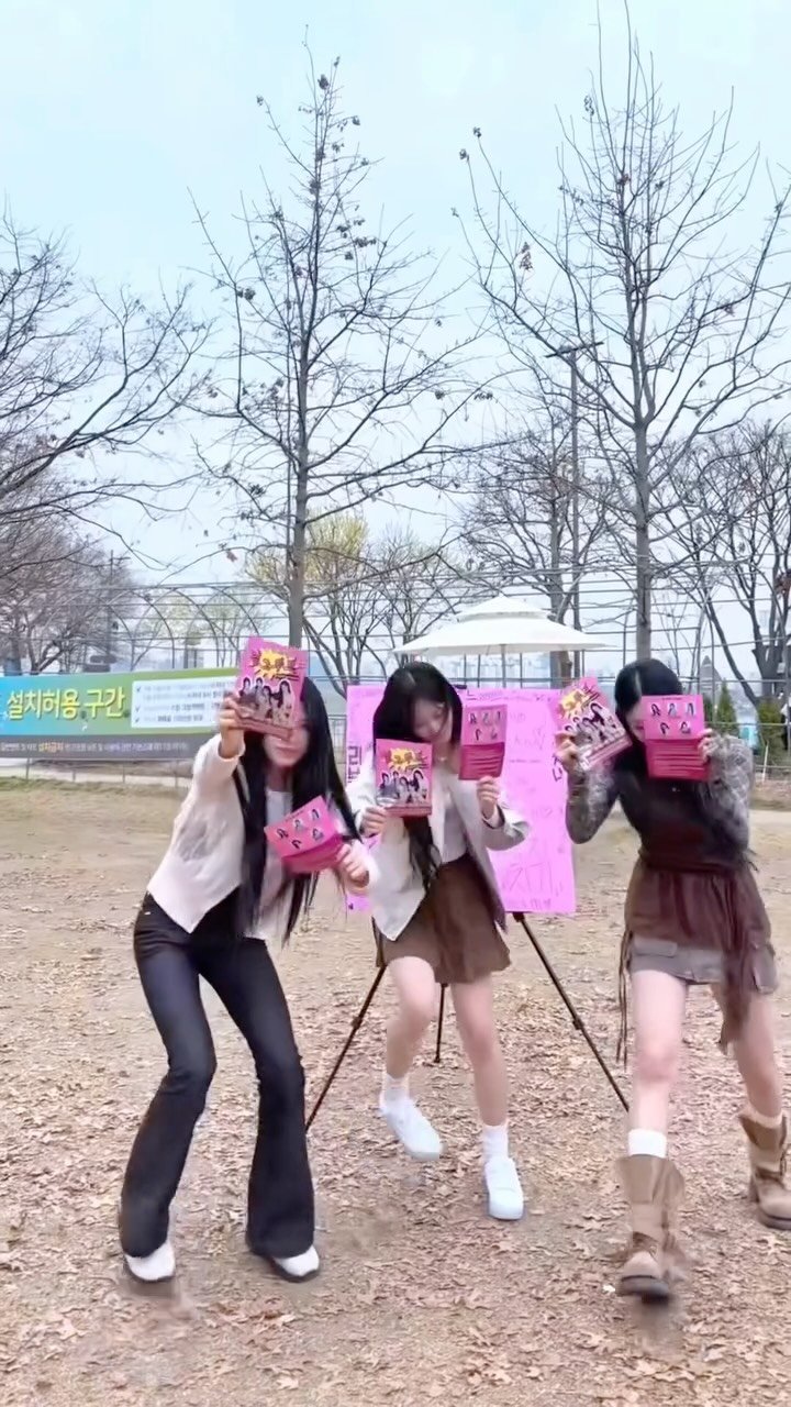 rescene_official 게시물 이미지: 걸그루브 같이 하자!! 왜 안되는데!!

#LIV #MINAMI...