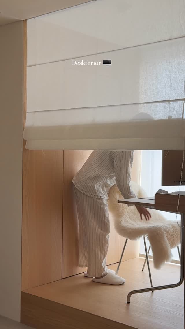 revedehome 게시물 이미지: Deskterior 🖥️
새해에 평상 공간을 작업 공간으로 변경하면서 데스크테리어를...