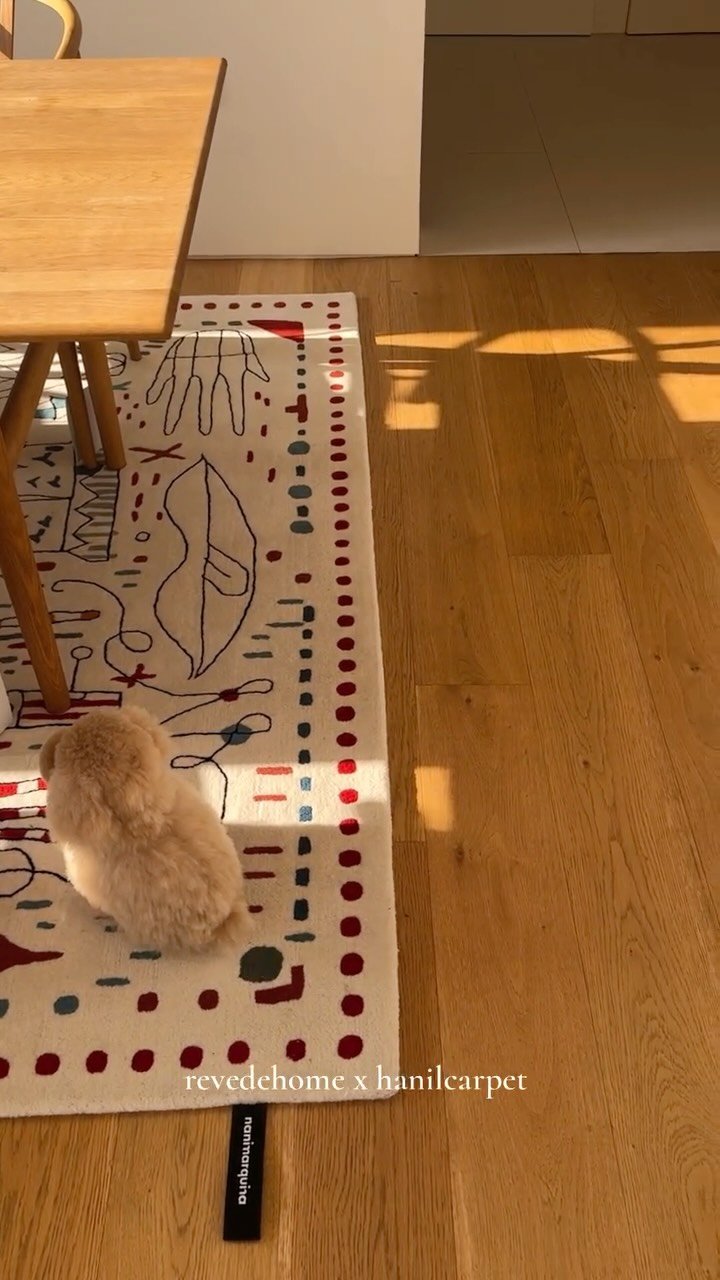 revedehome 게시물 이미지: #광고
스페인 디자인 카페트 브랜드 나니마르퀴나(Nanimarquina),혹시...