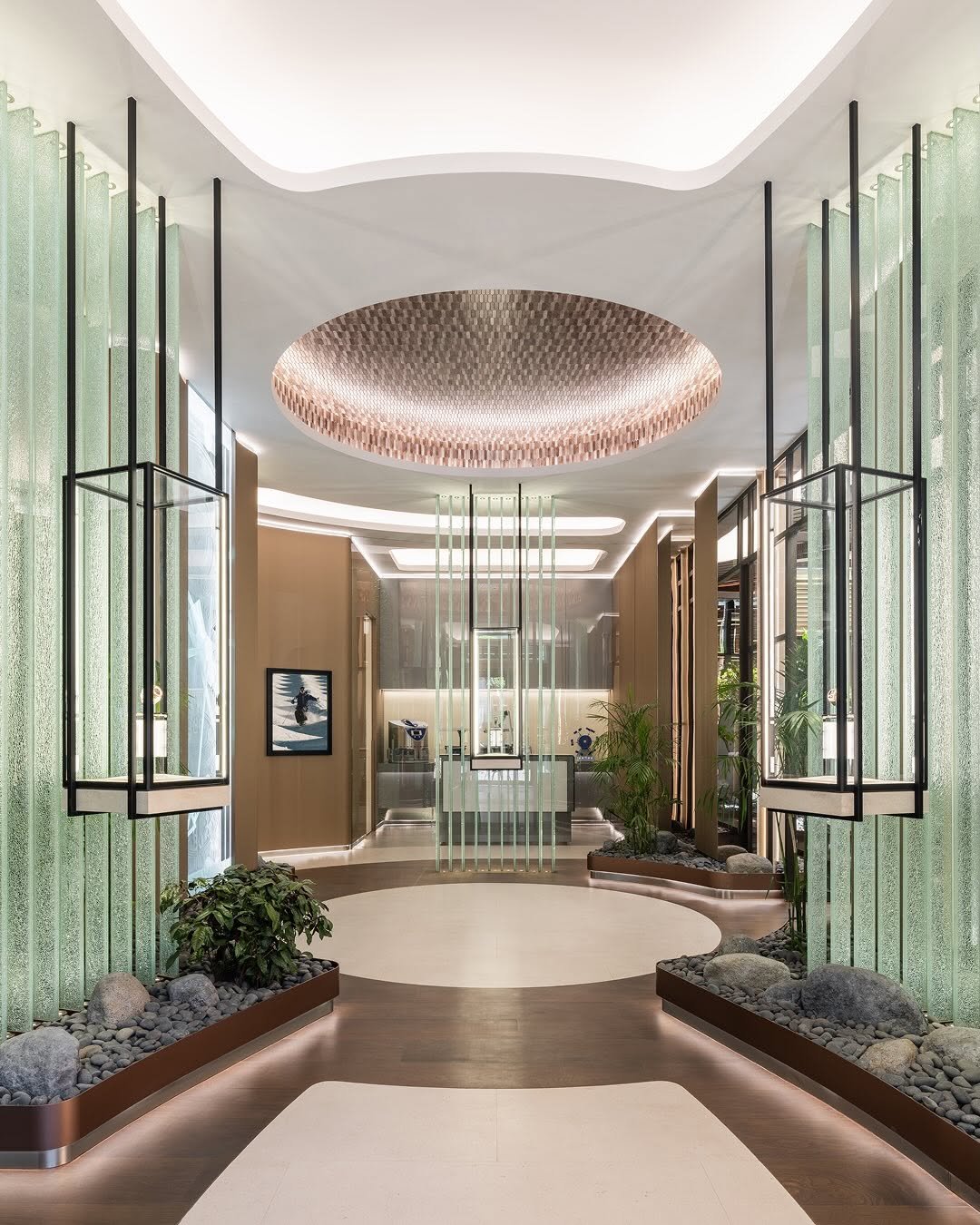 richardmille 게시물 이미지: Spanning over 3,000 square feet, the new...