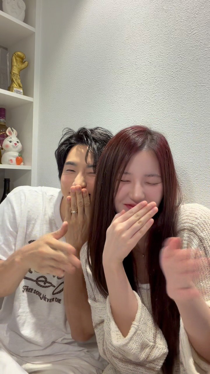 richcouple_ 게시물 이미지: 내가 오늘 리리한테 뭘 잘못했더라…
