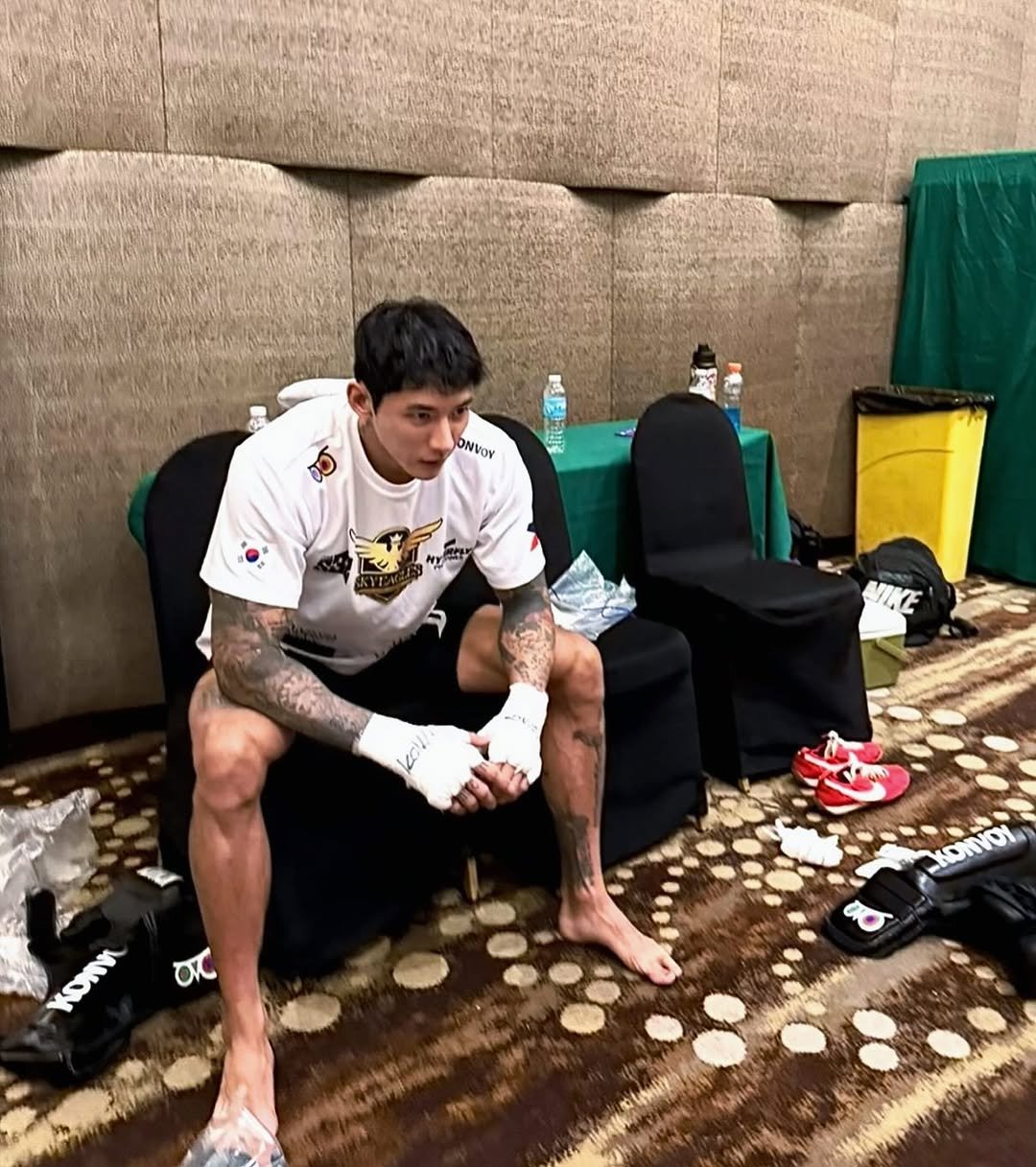 Photo by 🇰🇷KUHYUNHO/구현호/ 具贤皓 on November 13, 2025. May be an image of text.