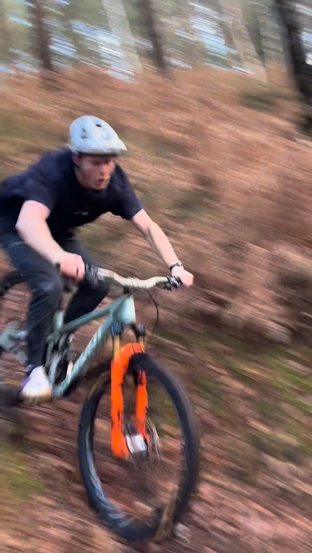 ridefoxbike 게시물 이미지: Riding is the best epically when you’re on...