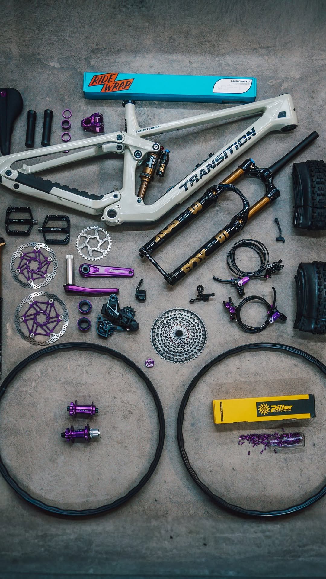 ridefoxbike 게시물 이미지: Transition Sentinel Dream Build ASMR 🫠
.
You...