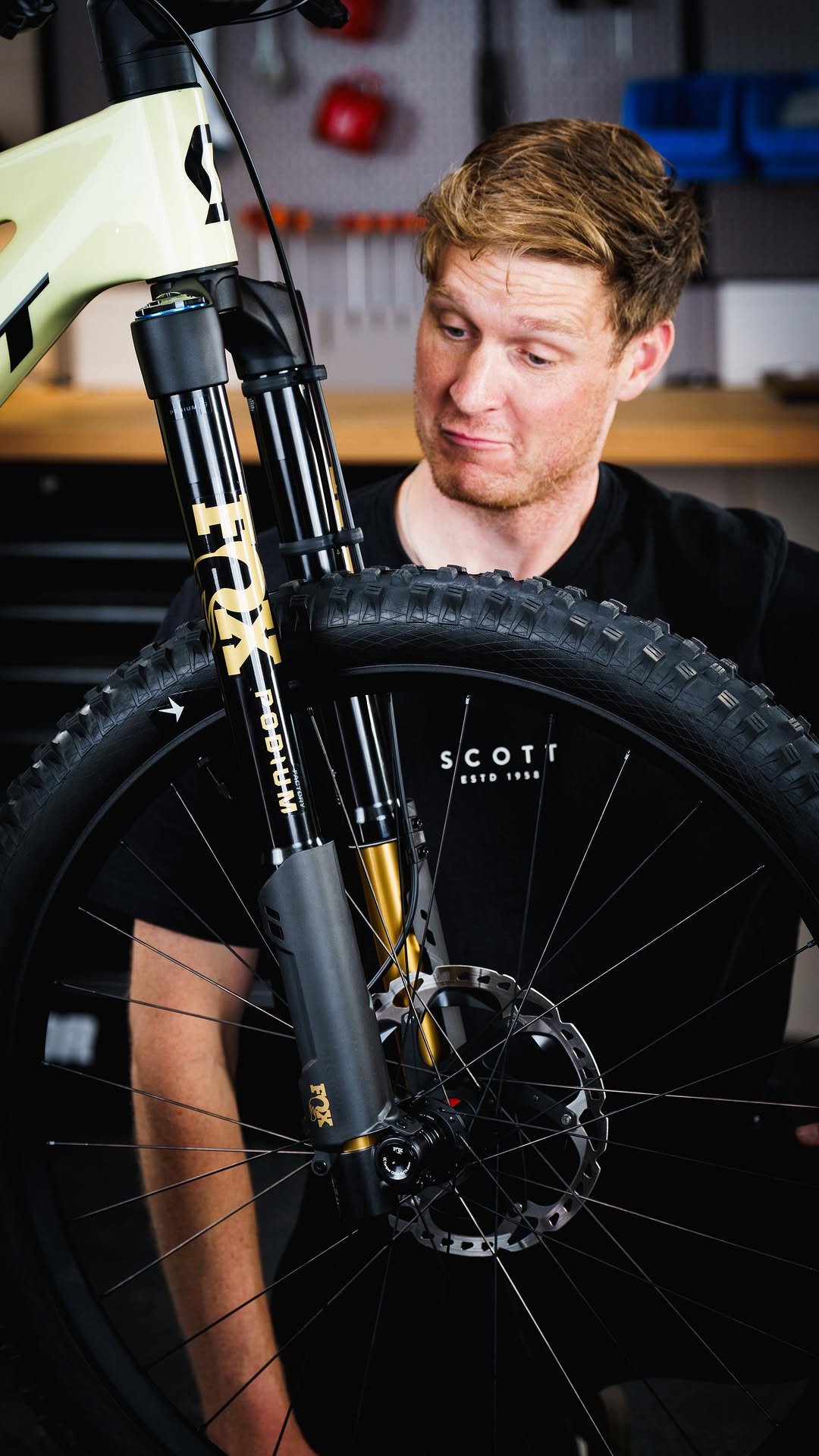 ridefoxbike 게시물 이미지: “It’s a thoroughbred gravity fork that lets...