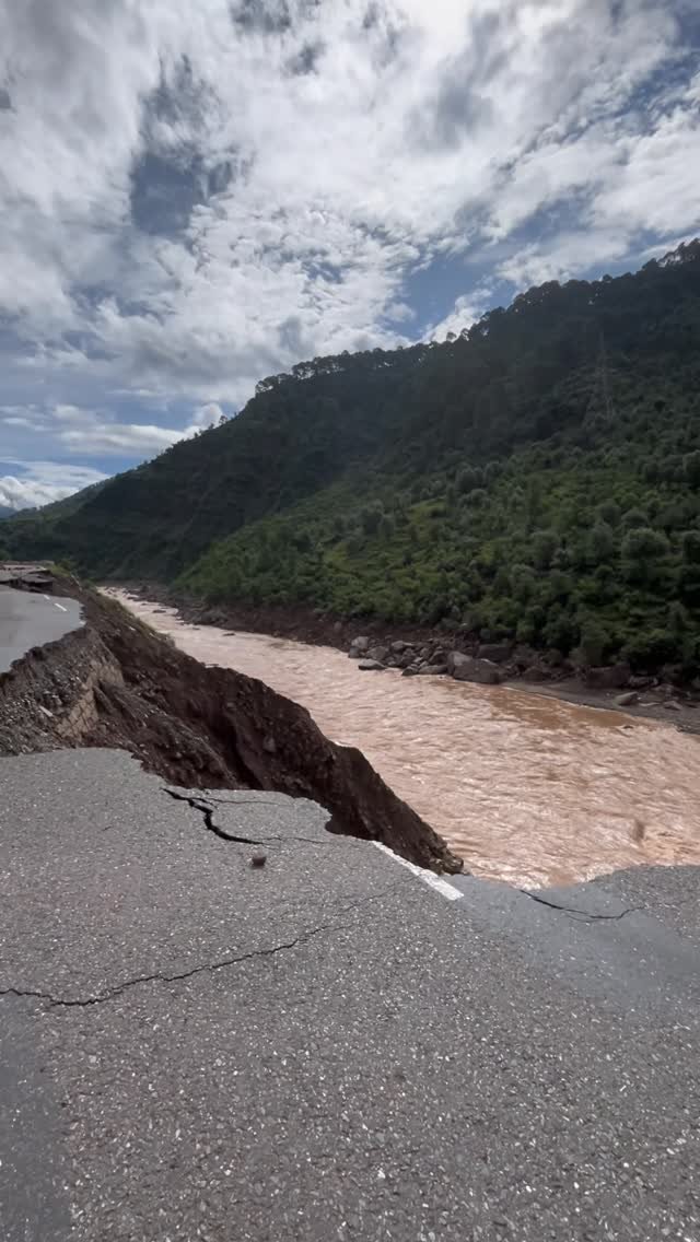 riderparamesh_official 게시물 이미지: Delhi to Ladakh roads 😱😳