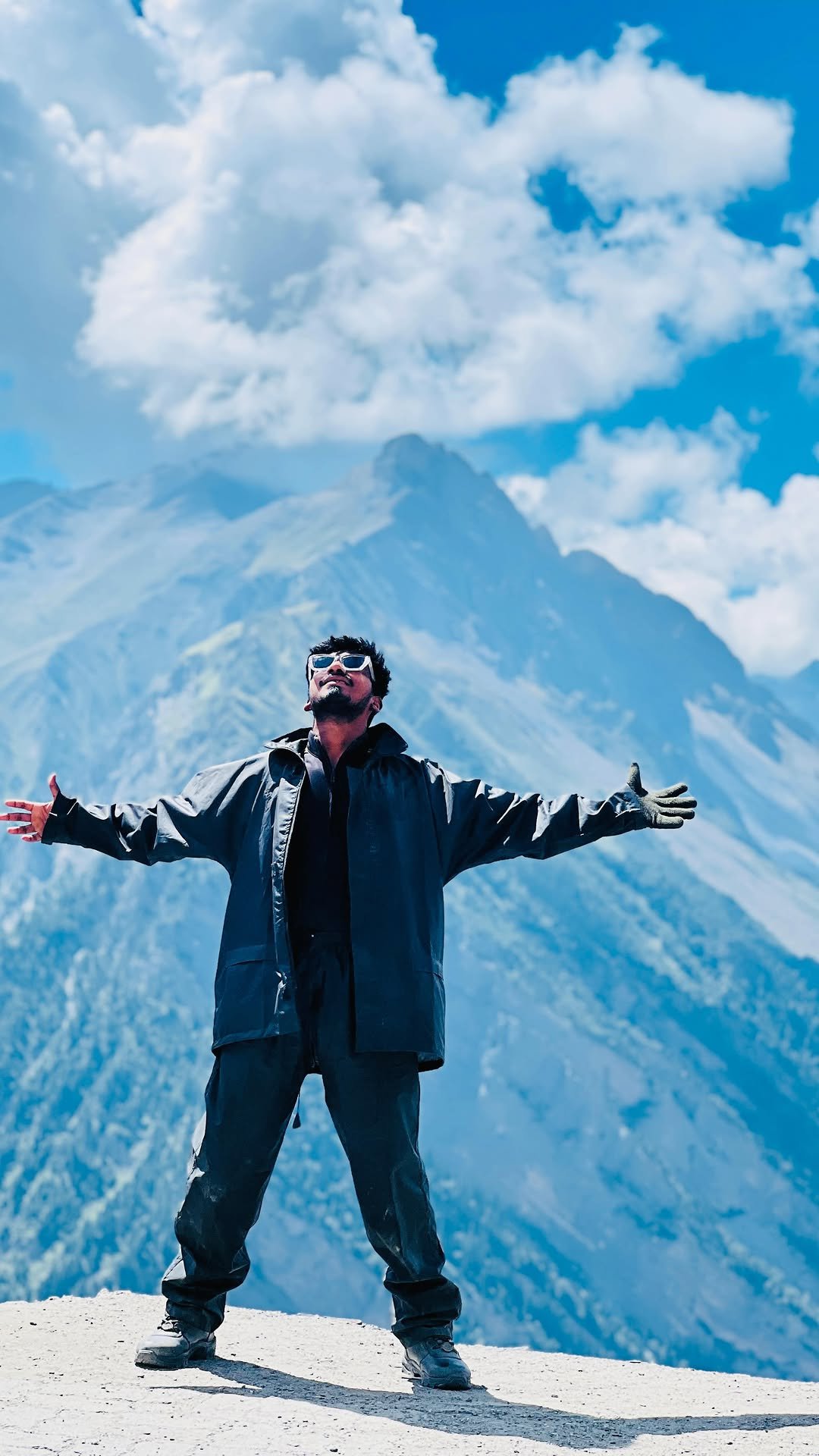 riderparamesh_official 게시물 이미지: Ladakh 🧎🏼‍♂️‍➡️#instagram