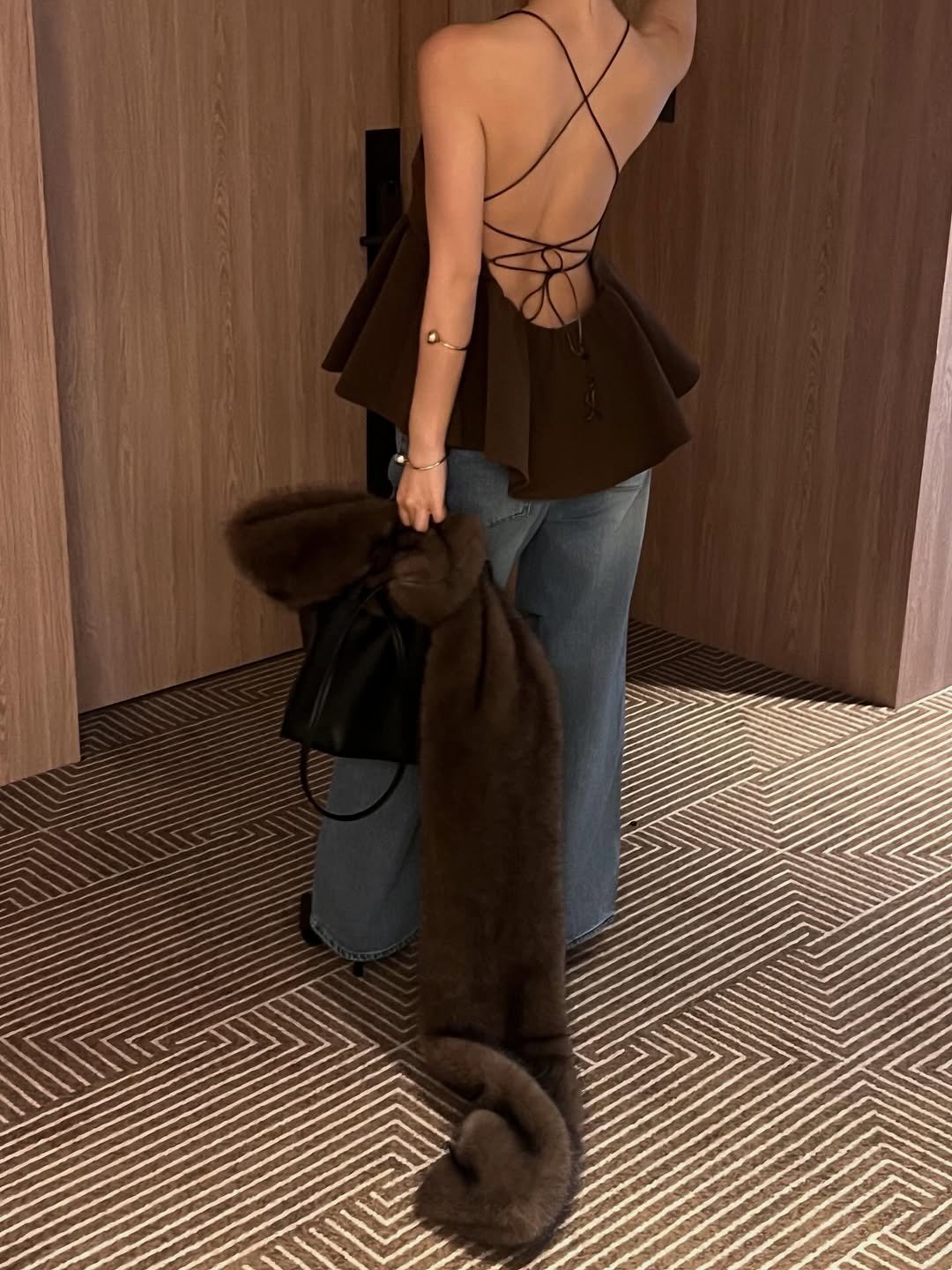 Photo by 리미네 on December 12, 2025. May be an image of top, overskirt and text.