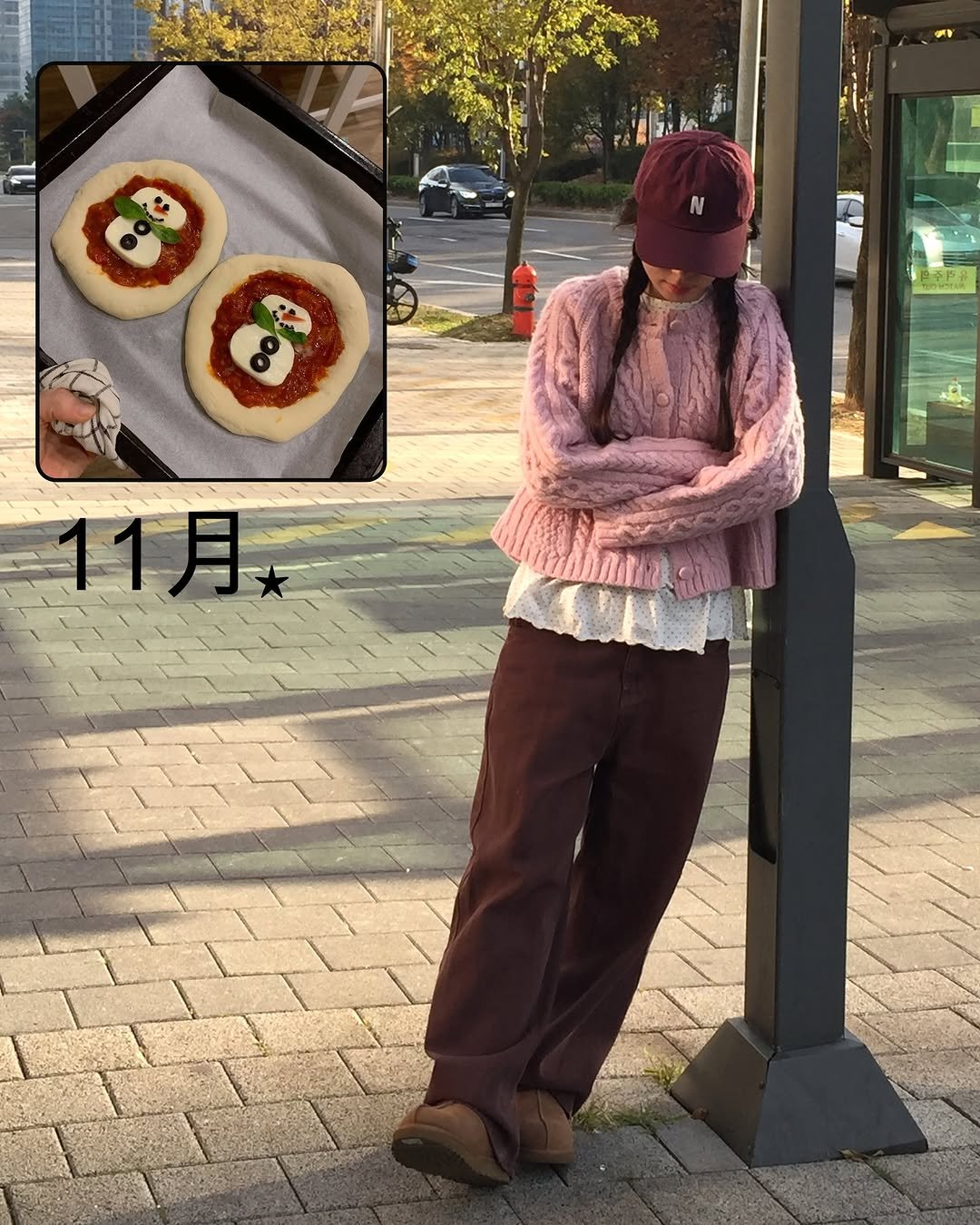 Photo by 림짱 on November 26, 2025. May be an image of duffle coat, beret, face mask, turtleneck, parka and text.