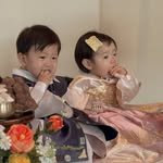 ebenezer_twins_ 프로필 사진