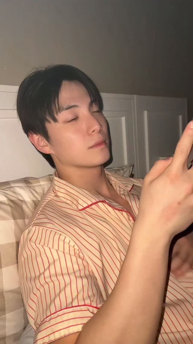 rin2_sun2 게시물 이미지: 존잘 연하남의 비밀 #관리하는남자 #남자친구 #reels 

요즘 라이브에서도...