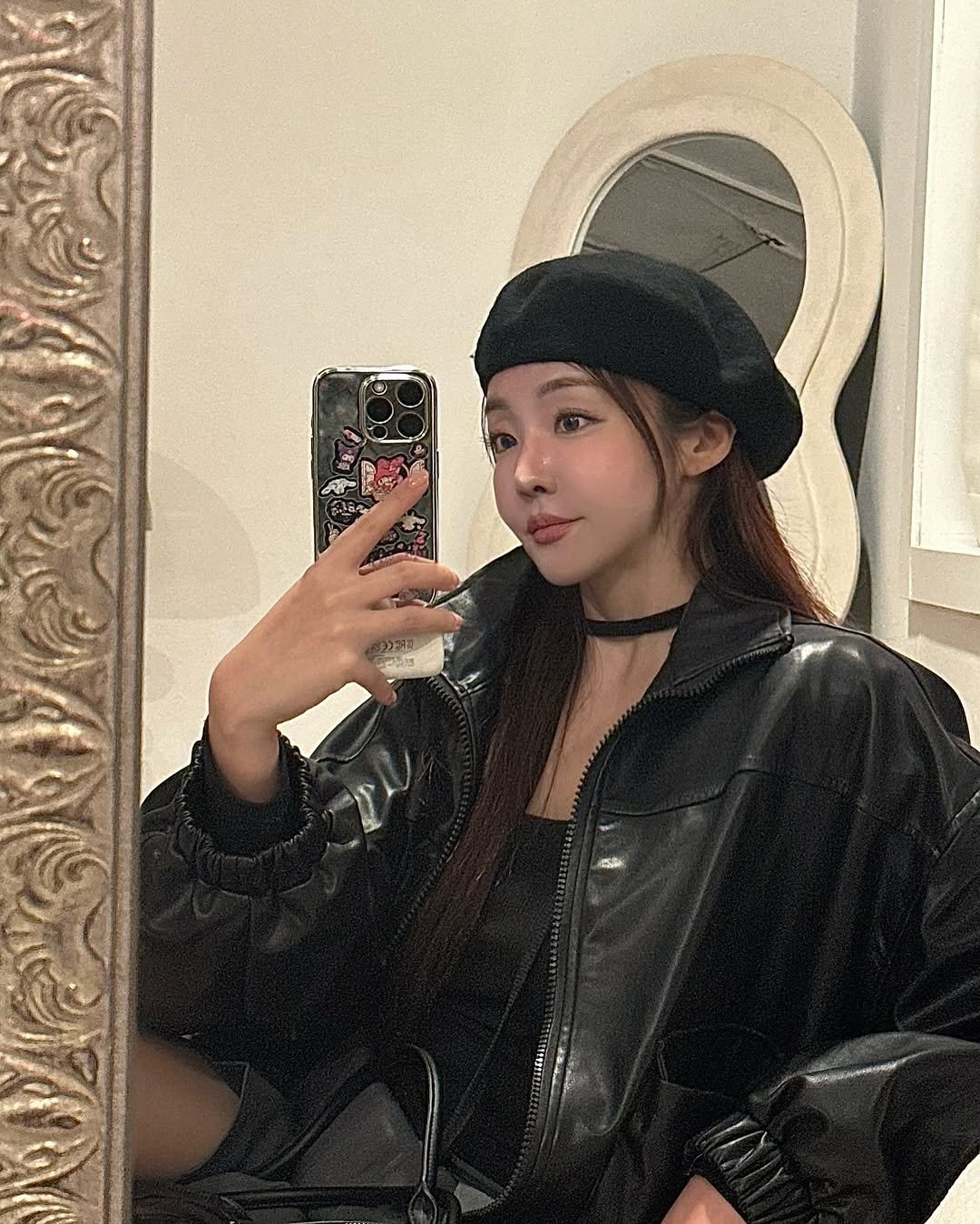 Photo shared by 𝘾𝙝𝙚𝙧𝙧𝙮🍒 on November 21, 2024 tagging @modsclinic.