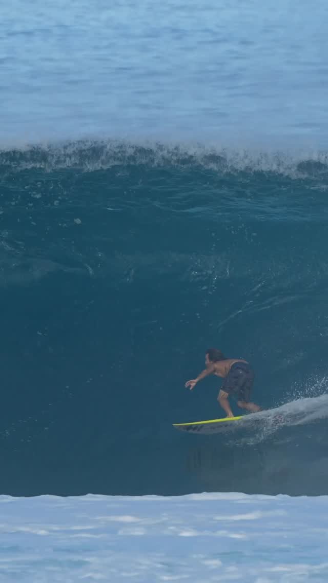 ripcurl_brasil 게시물 이미지: Diz a lenda que @riordanpringle ainda está...