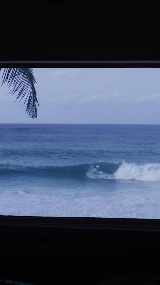 ripcurl_brasil 게시물 이미지: Você encararia essa batida no final da onda?...