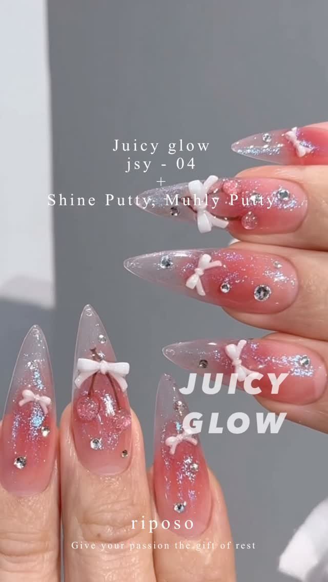 riposonail_official 게시물 이미지: 🍓🍒🍑 ʲᵘⁱᶜʸ ᵍˡᵒʷ 🍓🍒🍑
 
A Drop of Lovely 

쥬시글로우...