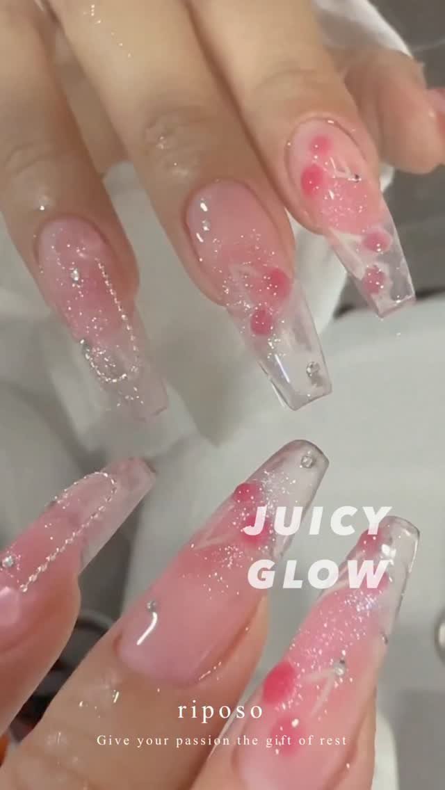 riposonail_official 게시물 이미지: 🍓🍒🍑 ʲᵘⁱᶜʸ ᵍˡᵒʷ 🍓🍒🍑
 
A Drop of Lovely...