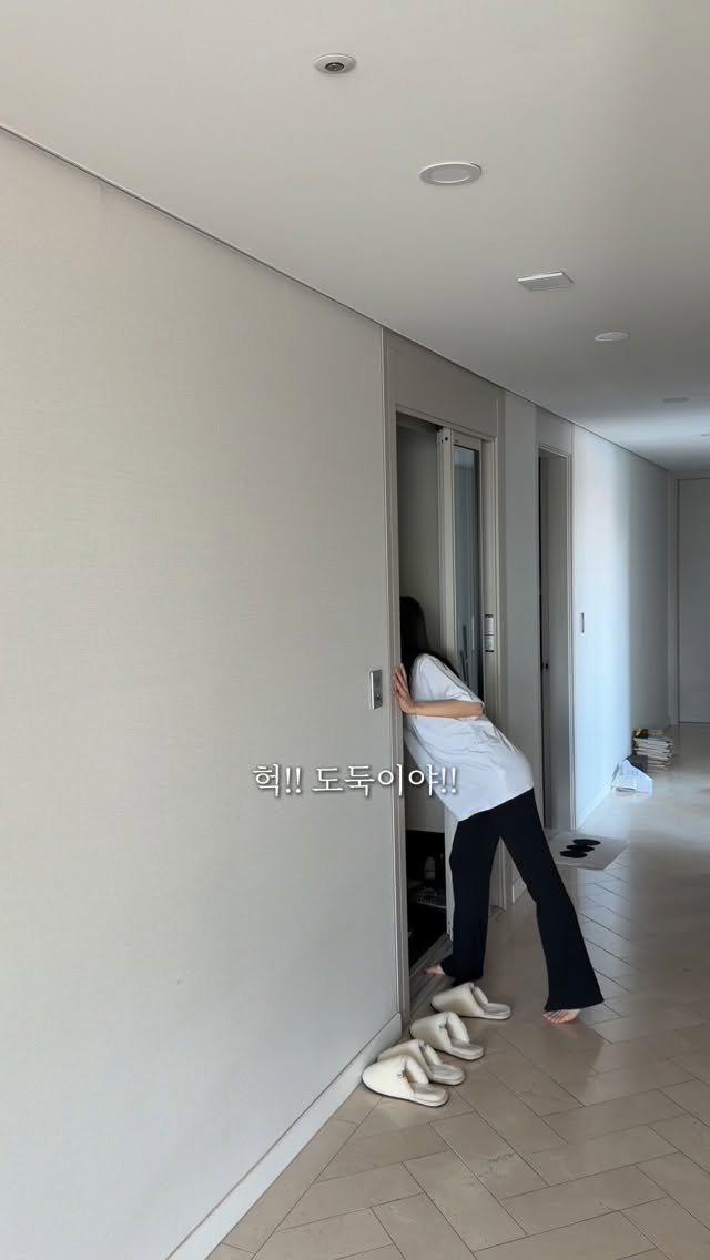 ritta__home 게시물 이미지: 😱우리집 주방에 도둑이 들었다!

우리집 주방을 보면 꼭 탐내는 3가지...