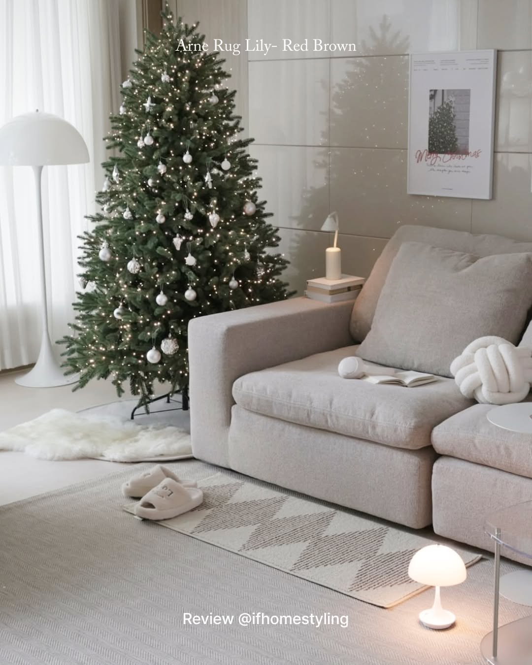Photo by RITTEN 리튼 on December 01, 2025. May be an image of christmas tree, sofa, carpet, chaise lounge, living room, indoors and text.