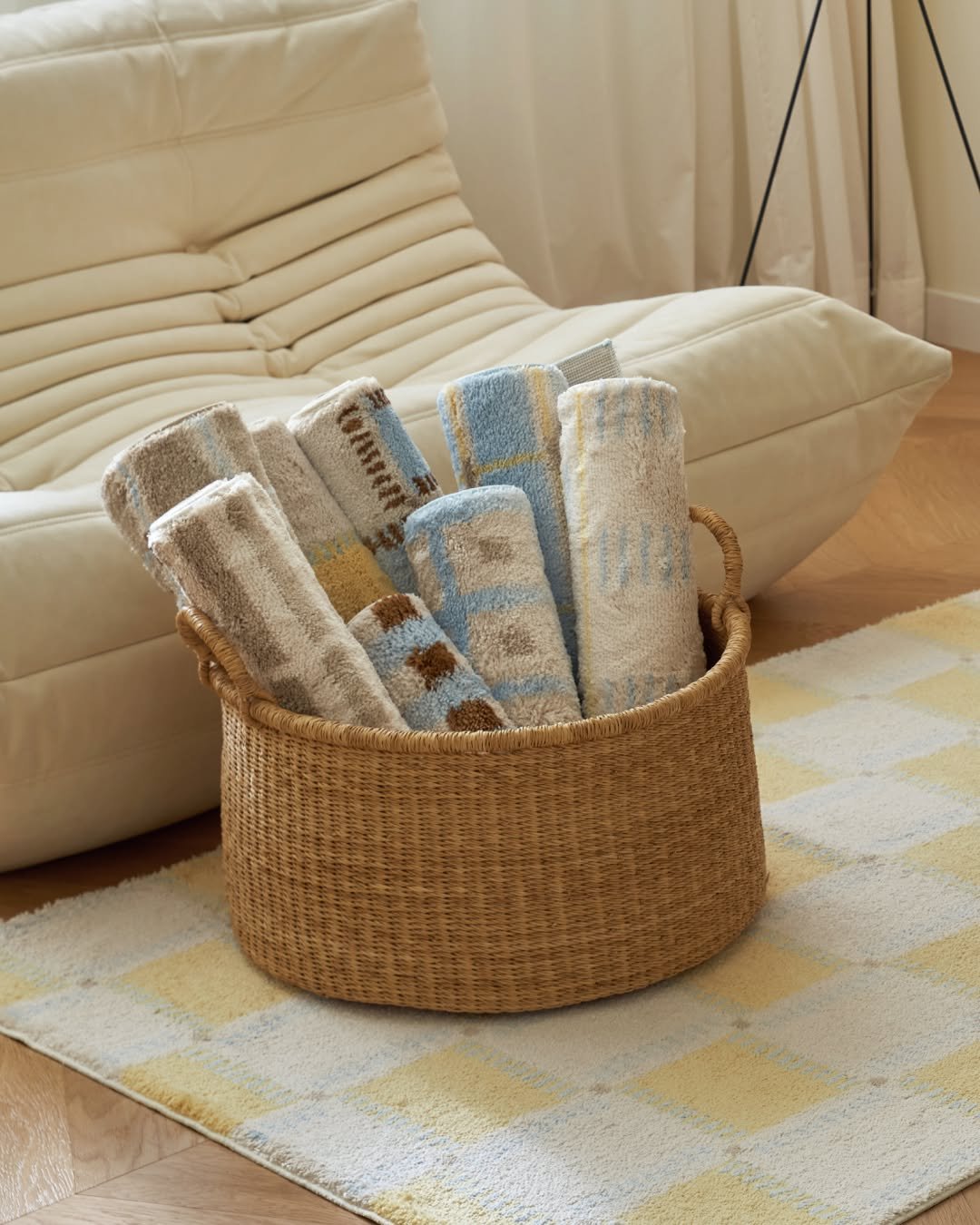 Photo by RITTEN 리튼 on October 29, 2025. May be an image of bathmat, carpet and text.