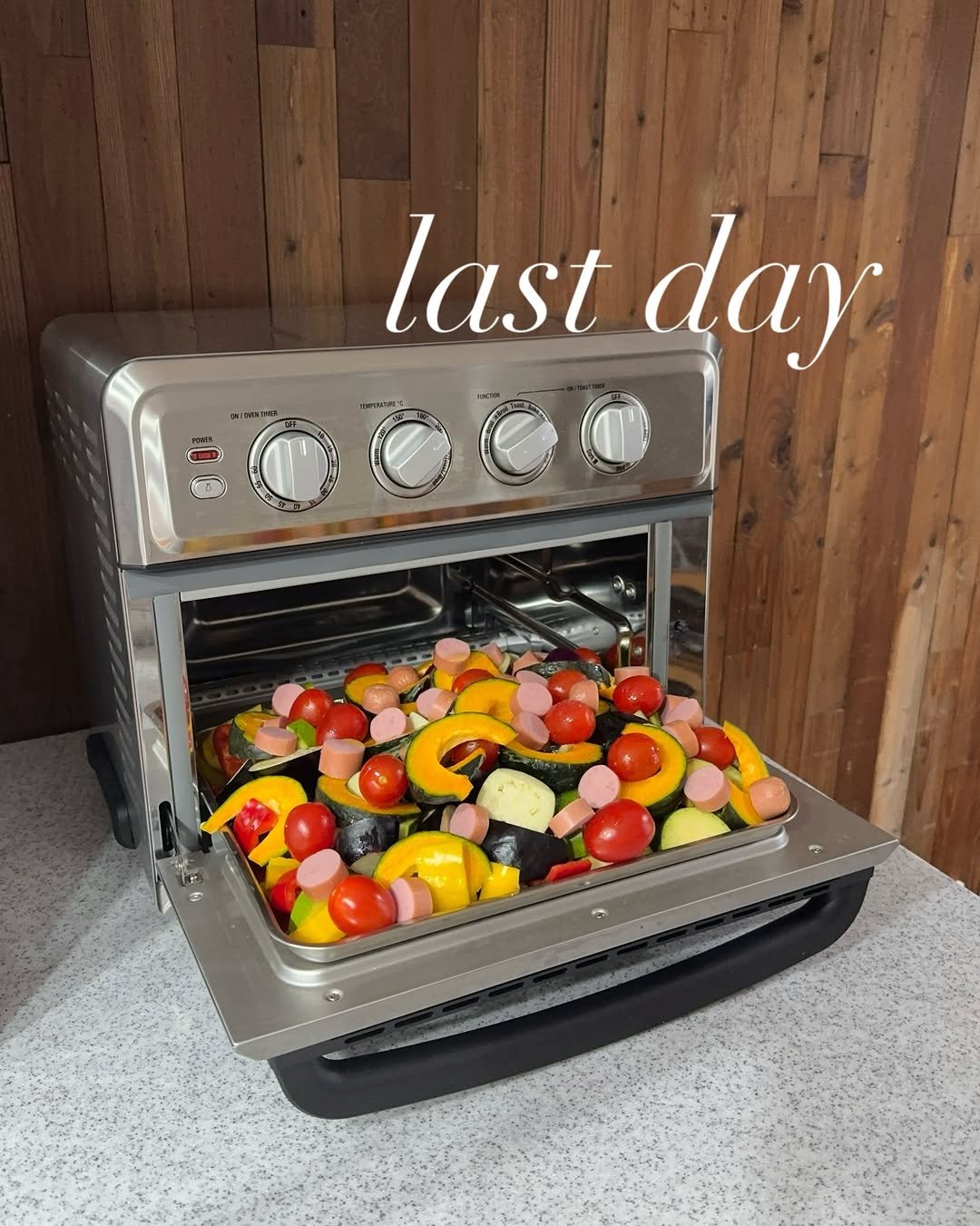 Photo by 리원이네 집밥|| 집밥레시피 || 살림꼼수 on December 22, 2025. May be an image of grill, stove, cooker and text.